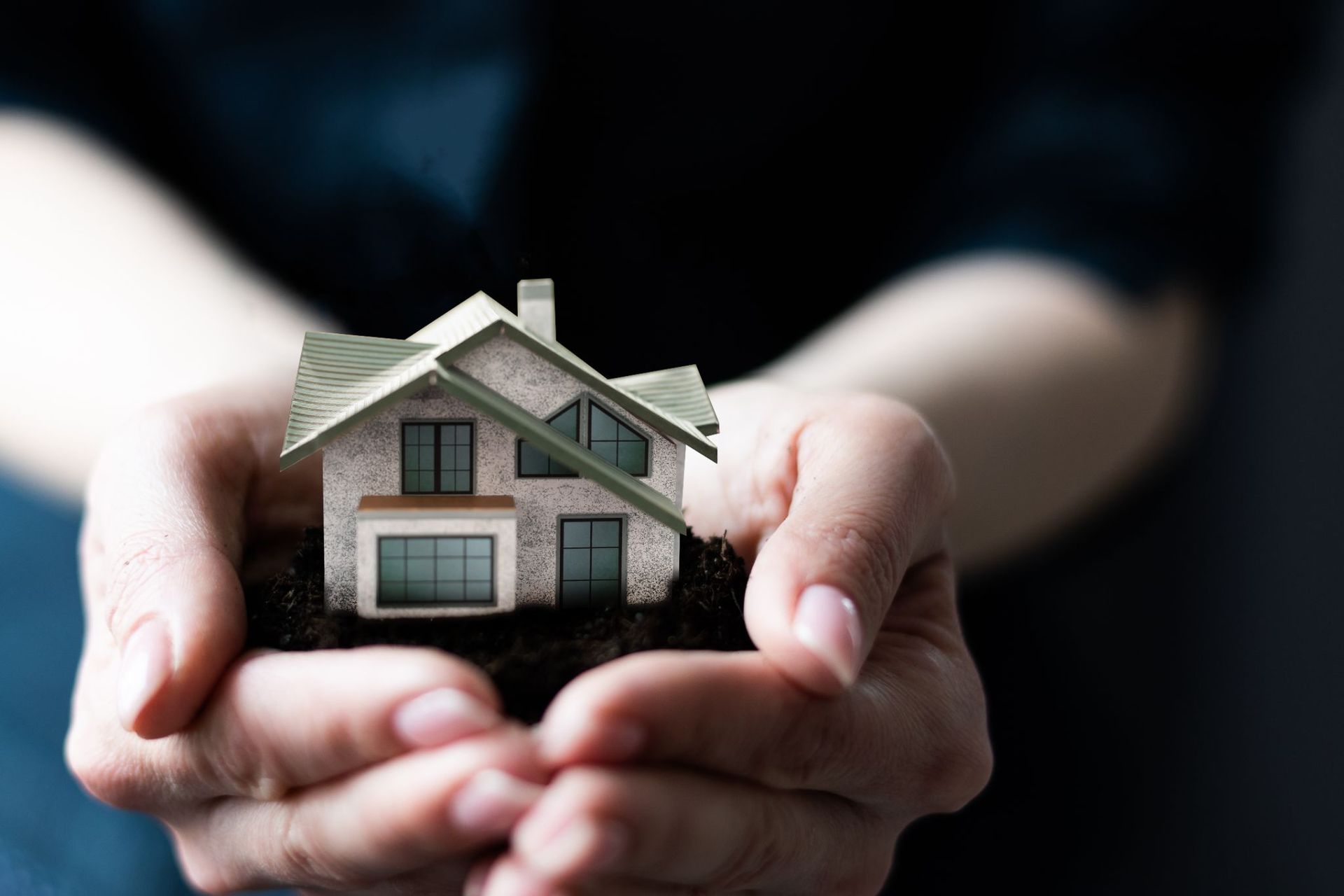 Optimizing Real Estate and Business Deals with a Transaction Management System