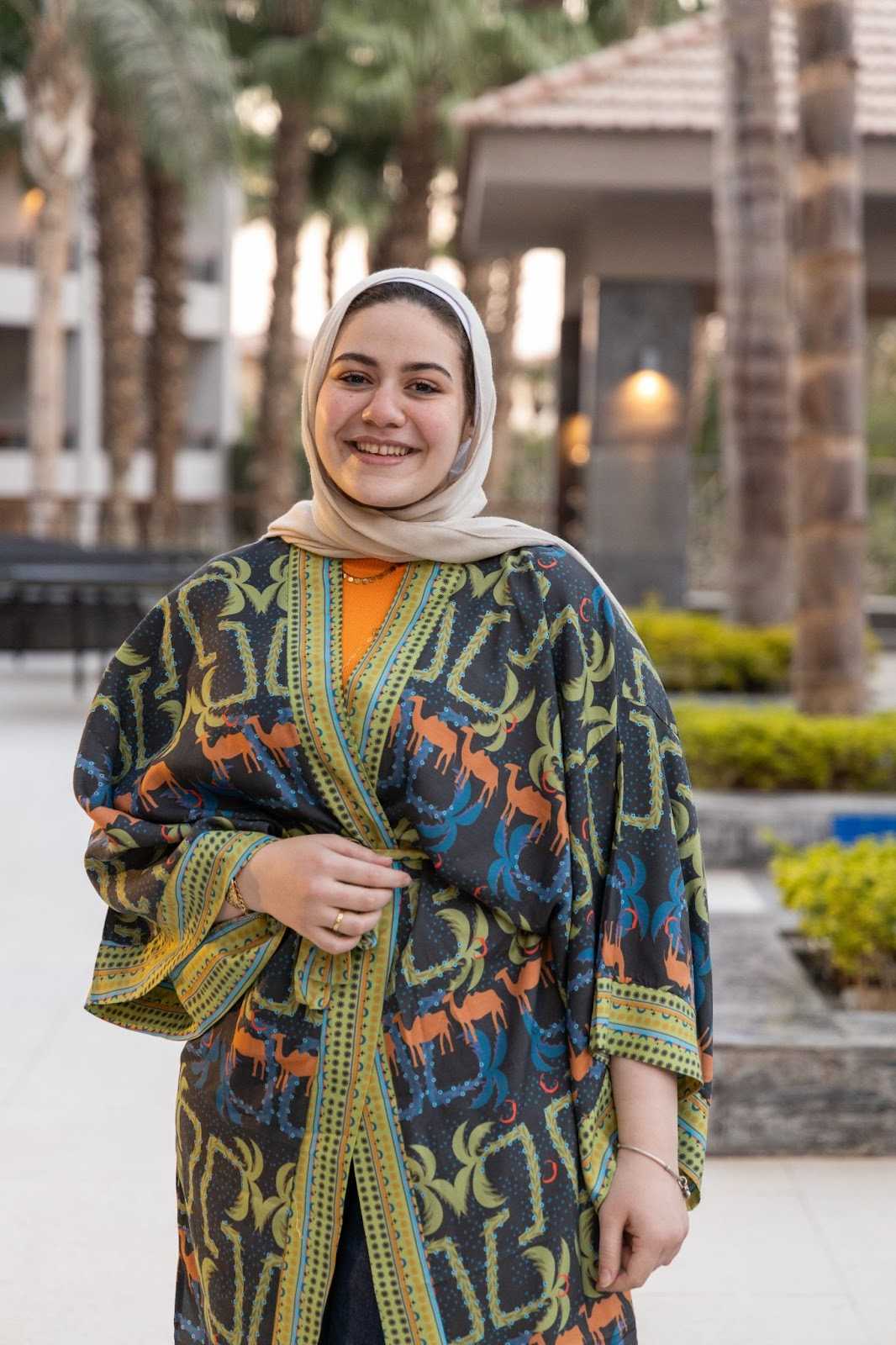 Hla Geoushy, Graphic Designer